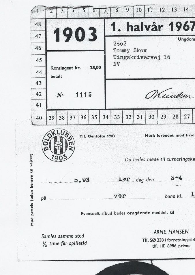 Fra min tid i B1903. Medlemskort som gav gratis adgang til hjemmekampene på Gentofte stadion eller Parken samt Stævnets kampe primært mod engelske storhold.Her også et kort tilTurneringskamp i 1965 mod B93. Mange husker sikkert Logoet fra KFUM.Det var lavet i filt. Ja- noget har man gemt fra dengang
